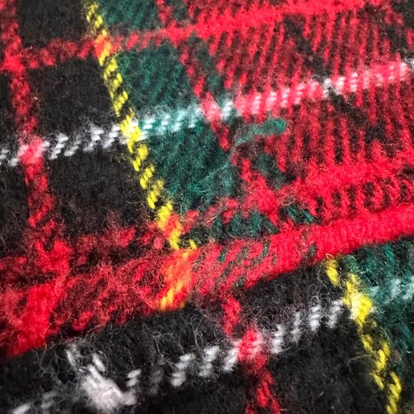 Vintage Tennessee Woolen Mills Red Plaid Stadium Blanket Acrylic USA Snuggle - Picture 7 of 10